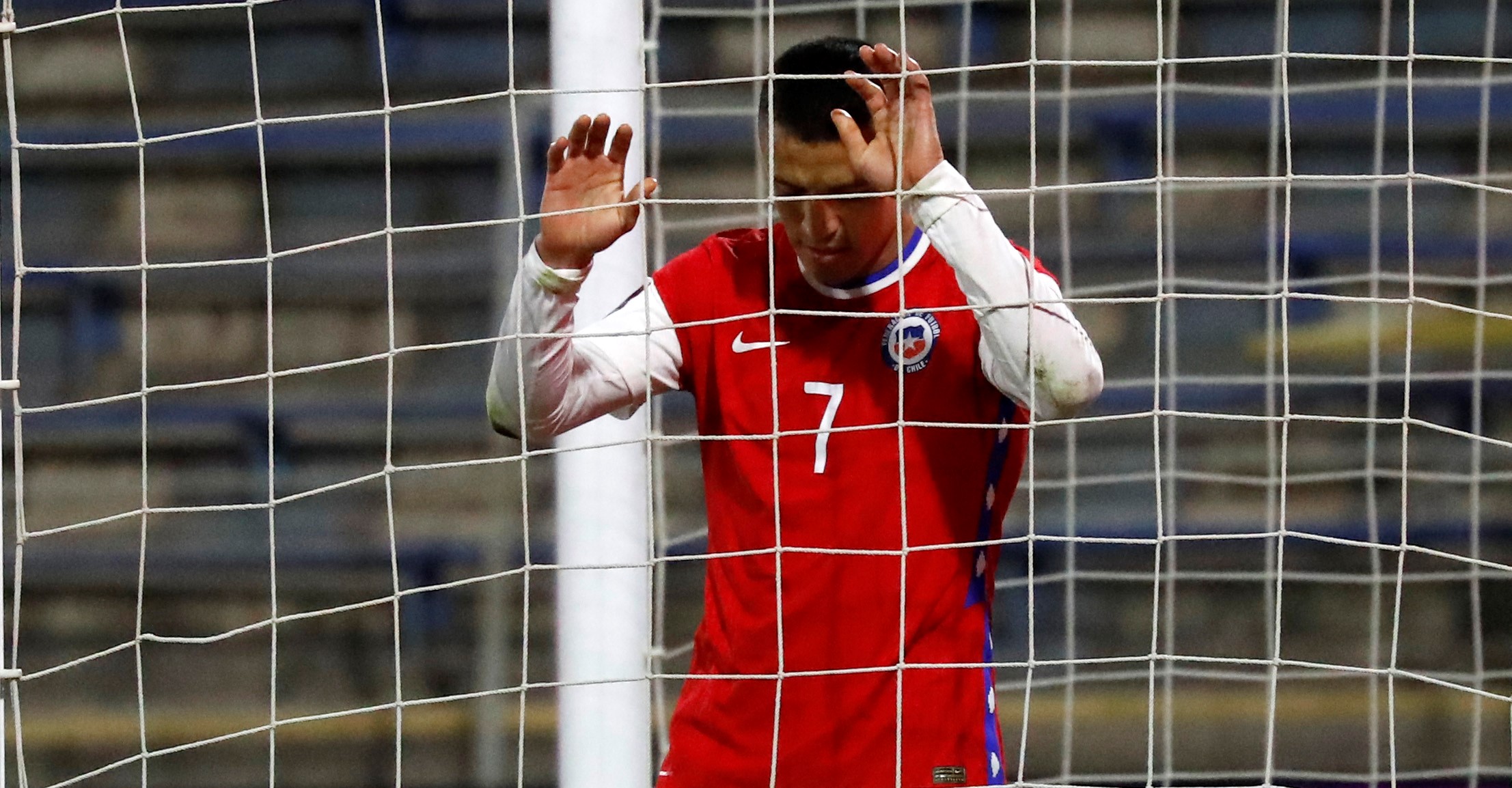 Alexis expresó toda su tristeza al no poder estar con La Roja en las Clasificatorias