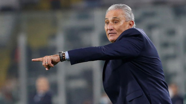 Rueda de prensa de Tite tras triunfo sobre Chile fue cancelada por conflictos entre patrocinadores