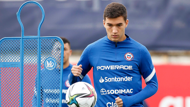 Revelan nuevos detalles de la repentina salida de Robbie Robinson de La Roja