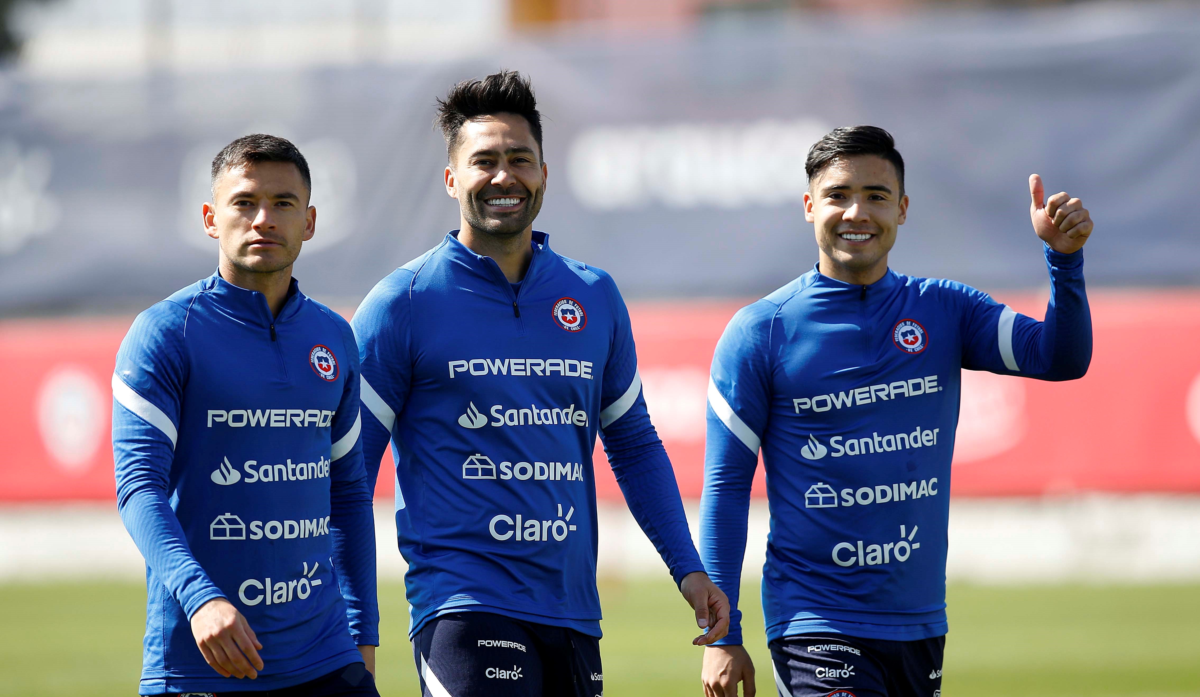 El último entrenamiento de La Roja en suelo nacional antes del choque con Ecuador