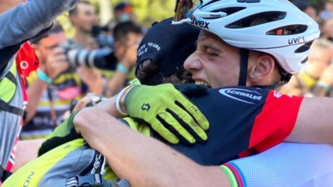 ¡Otro domingo soñado! Martín Vidaurre ahora ganó una fecha de la Copa del Mundo