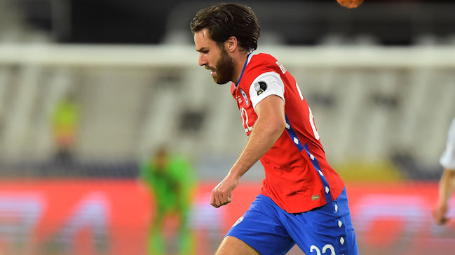 Ben Brereton volvió a manifestar su apoyo a la Roja en la antesala del duelo con Ecuador