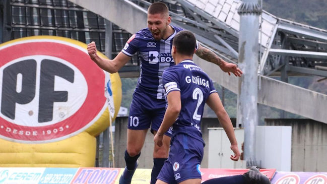 Deportes Puerto Montt consiguió empate en el último minuto ante Santa Cruz en la Primera B