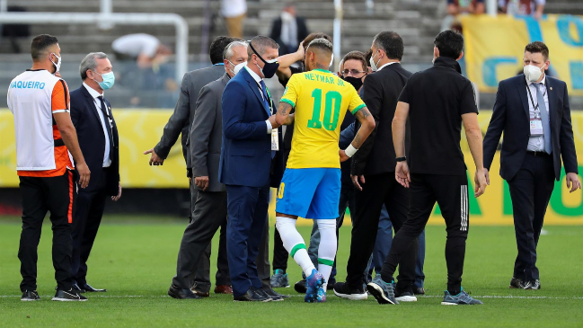 El momento en que personal sanitario ingresó al Arena Corinthians