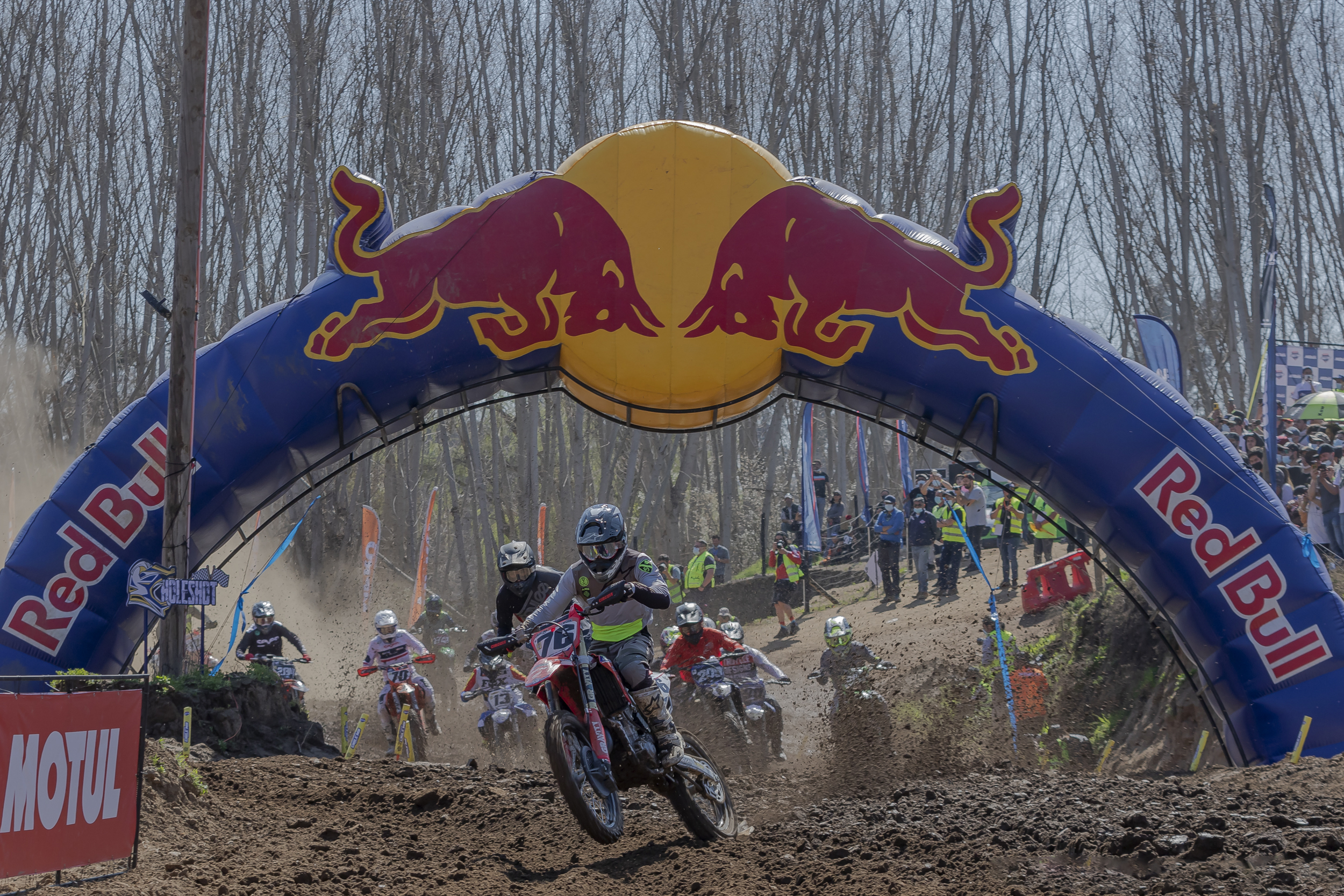 Sergio Villaronga se impuso en el estreno del Campeonato Nacional de Motocross