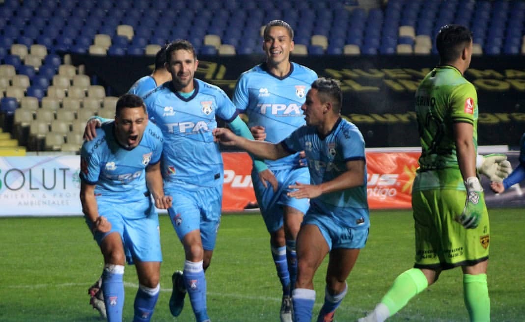 San Marcos de Arica firmó su cuarto triunfo consecutivo tras batir en el final a Fernández Vial