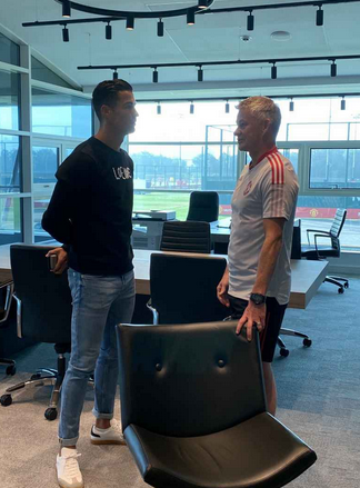 Reunión con el jefe: Cristiano Ronaldo se juntó con Solksjaer en Manchester