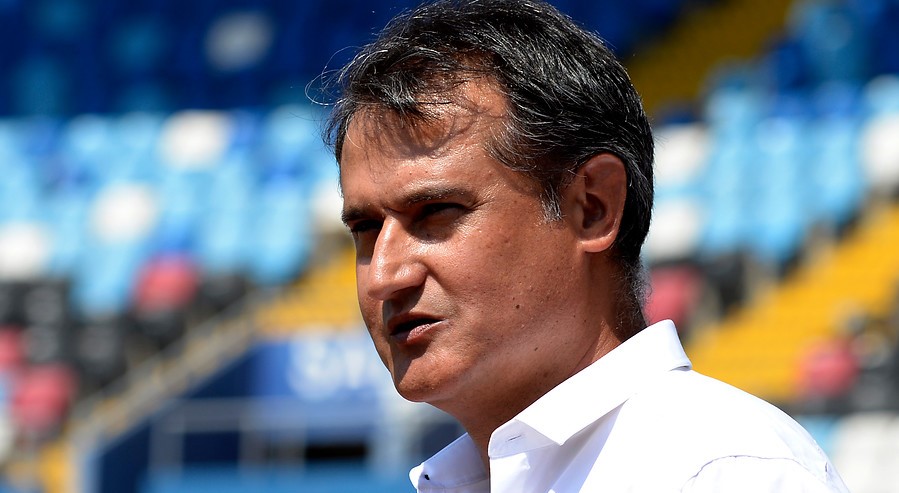 Fernando Vergara: Ante la ausencia de Vargas y la falta de gol, utilizaría a Valencia y Morales