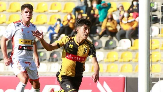 “Lado B”: Coquimbo Unido hundió más a Cobreloa y lidera el Ascenso