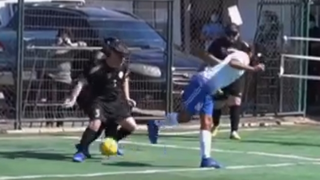 Futbolista ciego nacional Víctor Hugo Silva anotó un golazo de taco