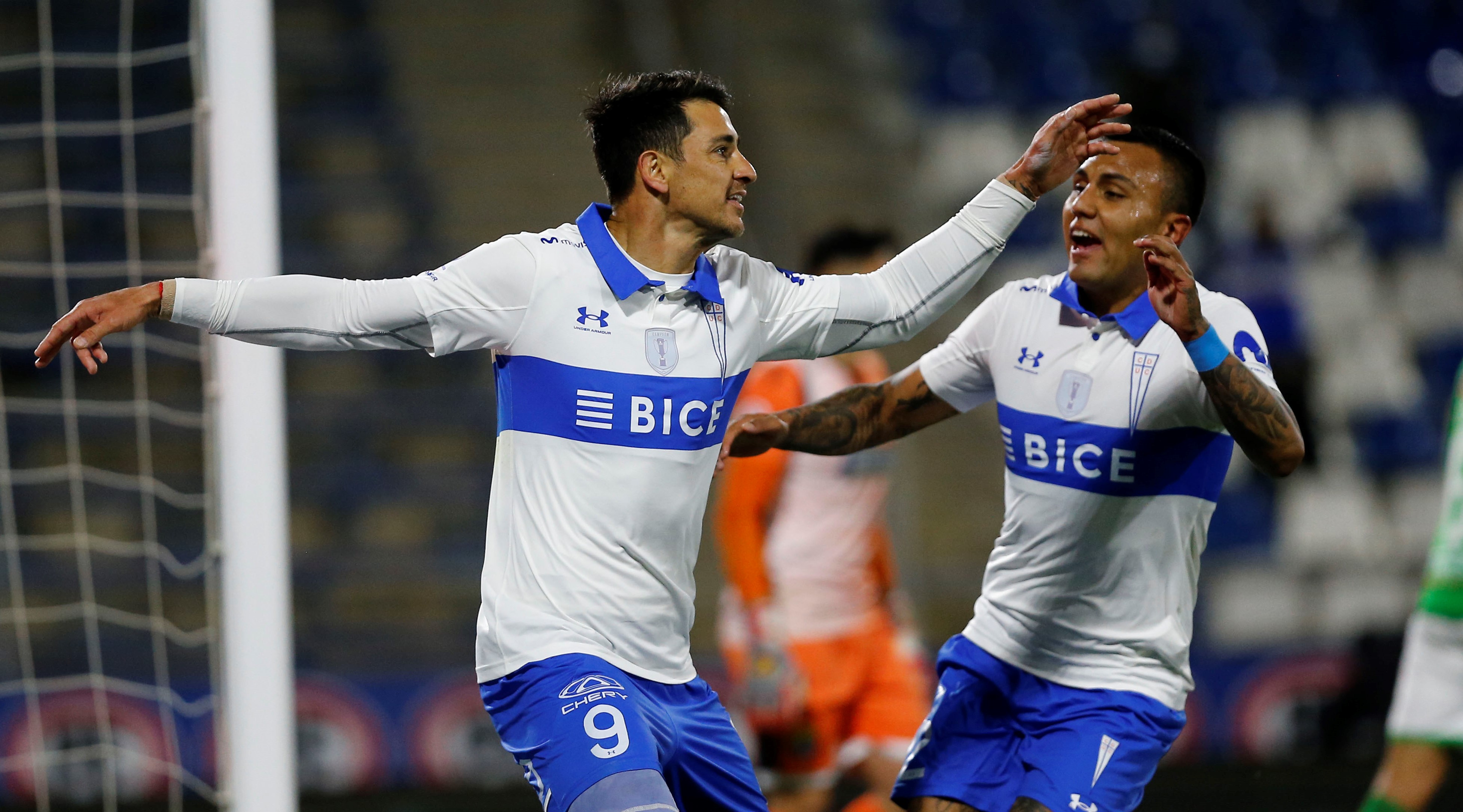 “La Franja”: La UC olvida la era de Poyet y vuelve a celebrar a costa de Audax Italiano