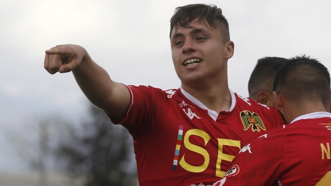 Bastián Yáñez se lució en Unión Española con gran jugada “a lo Ronaldinho”