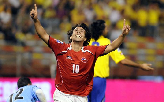 El inolvidable triunfo de la Roja sobre Colombia que le dio los pasajes a Sudáfrica 2010
