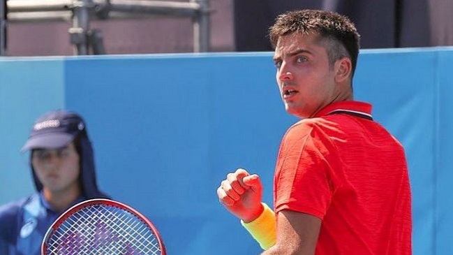 Tomás Barrios logró el mejor triunfo de su carrera y avanzó a semifinales en el Challenger de Sevilla
