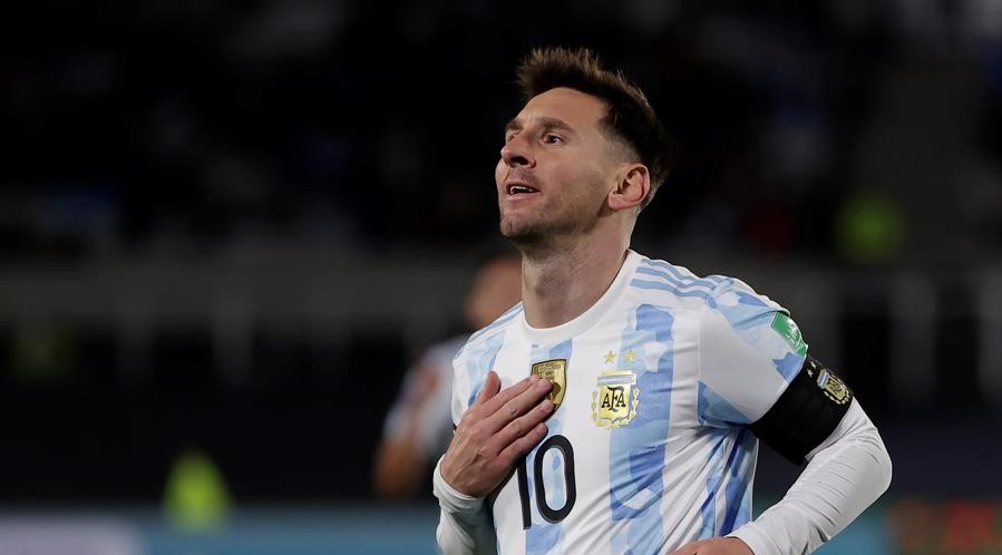 Lionel Messi alcanzó a Pelé como máximo goleador sudamericano de selecciones