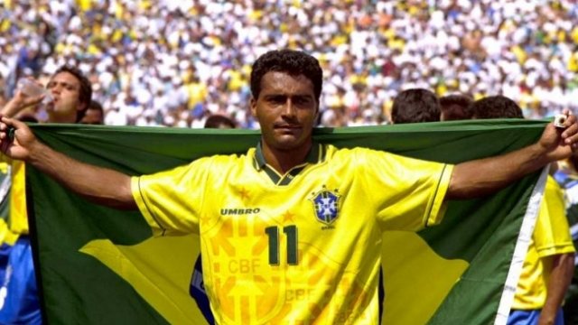 Romario fue sometido a cirugía de emergencia en Río de Janeiro