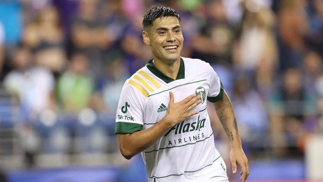 Fabián Estay a Martín Lasarte: ¿Por qué no llamó a Felipe Mora? Está en un gran momento