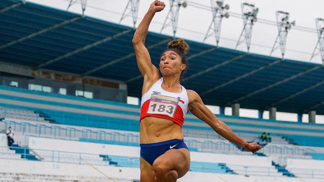 La récord nacional del salto largo Macarena Reyes anunció su retiro