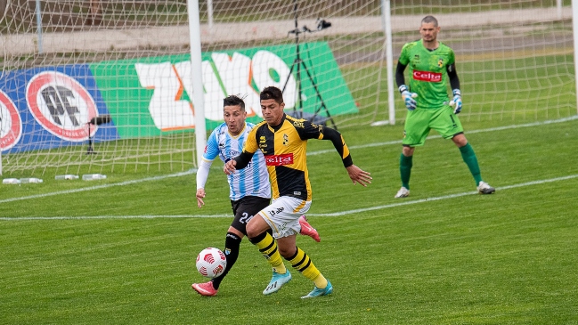 Coquimbo Unido rescató un empate y estiró su ventaja como líder del Ascenso