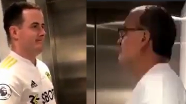 La comentada reacción de hincha de Leeds que se cruzó con Bielsa en un ascensor