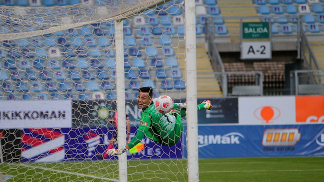 Simón Ramírez vio adelantado a Joaquín Muñoz y puso el empate para La Calera ante Audax