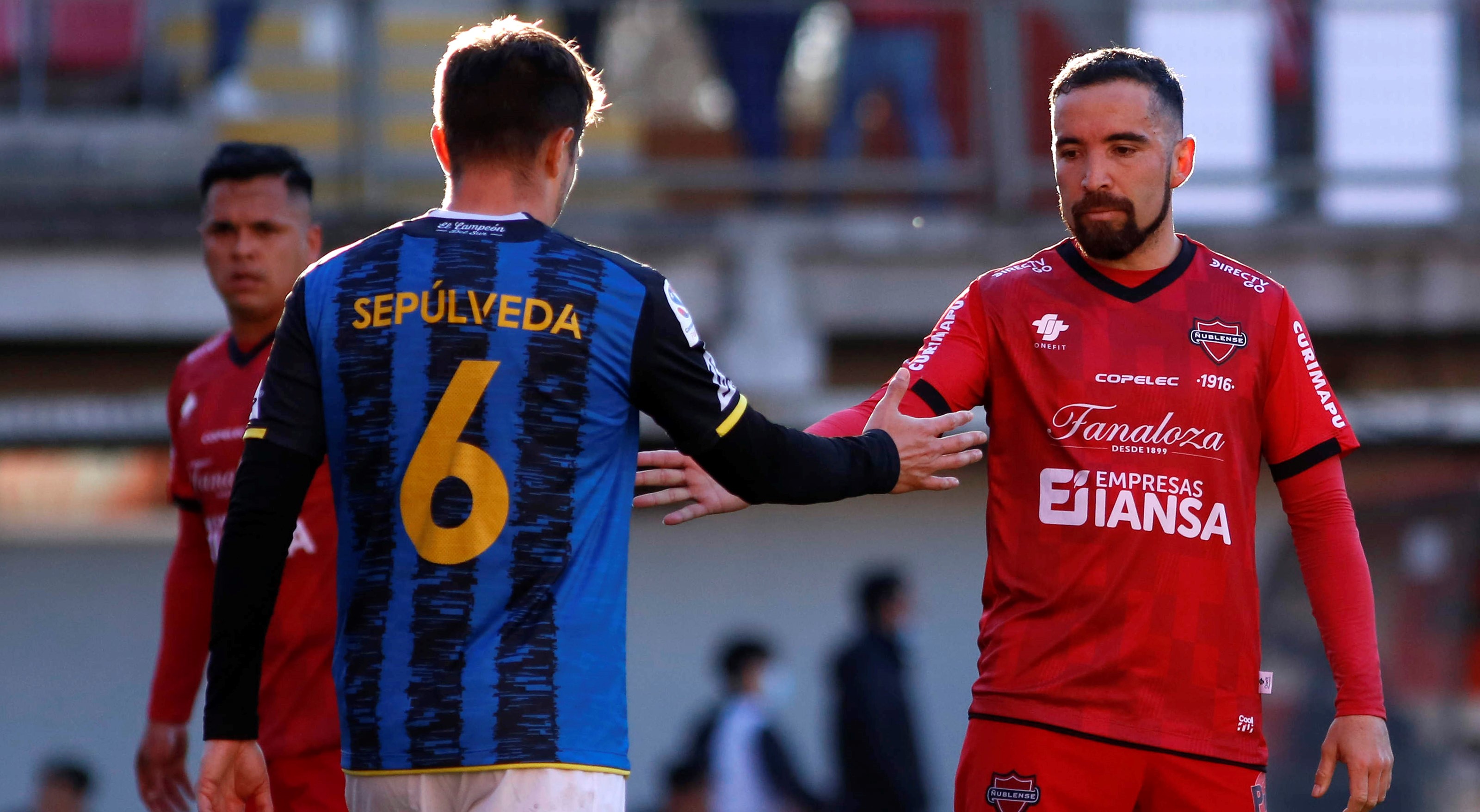 Ñublense salvó un empate en Chillán y dejó complicado a Huachipato en el Campeonato Nacional