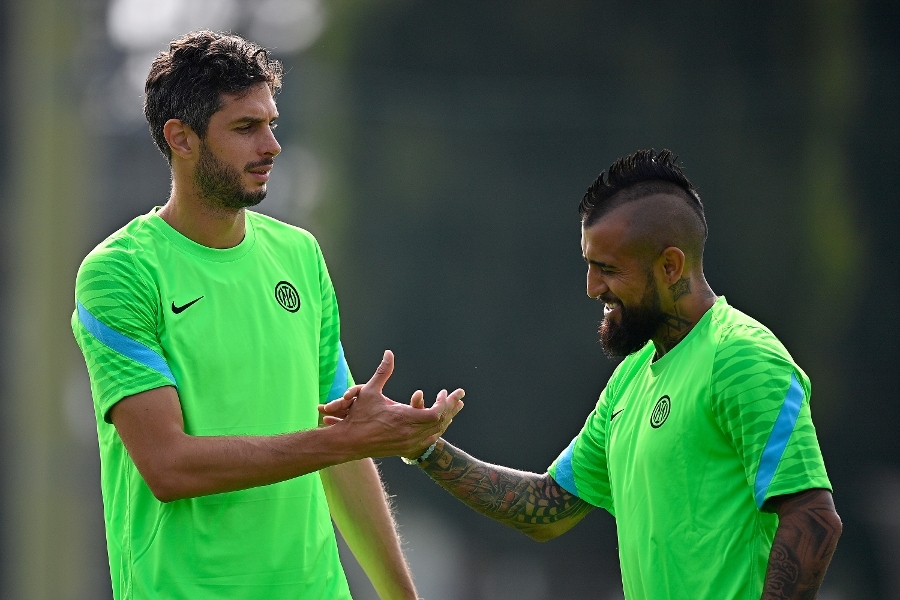 Alexis y Arturo Vidal preparan desafío de Inter ante Real Madrid por la Champions