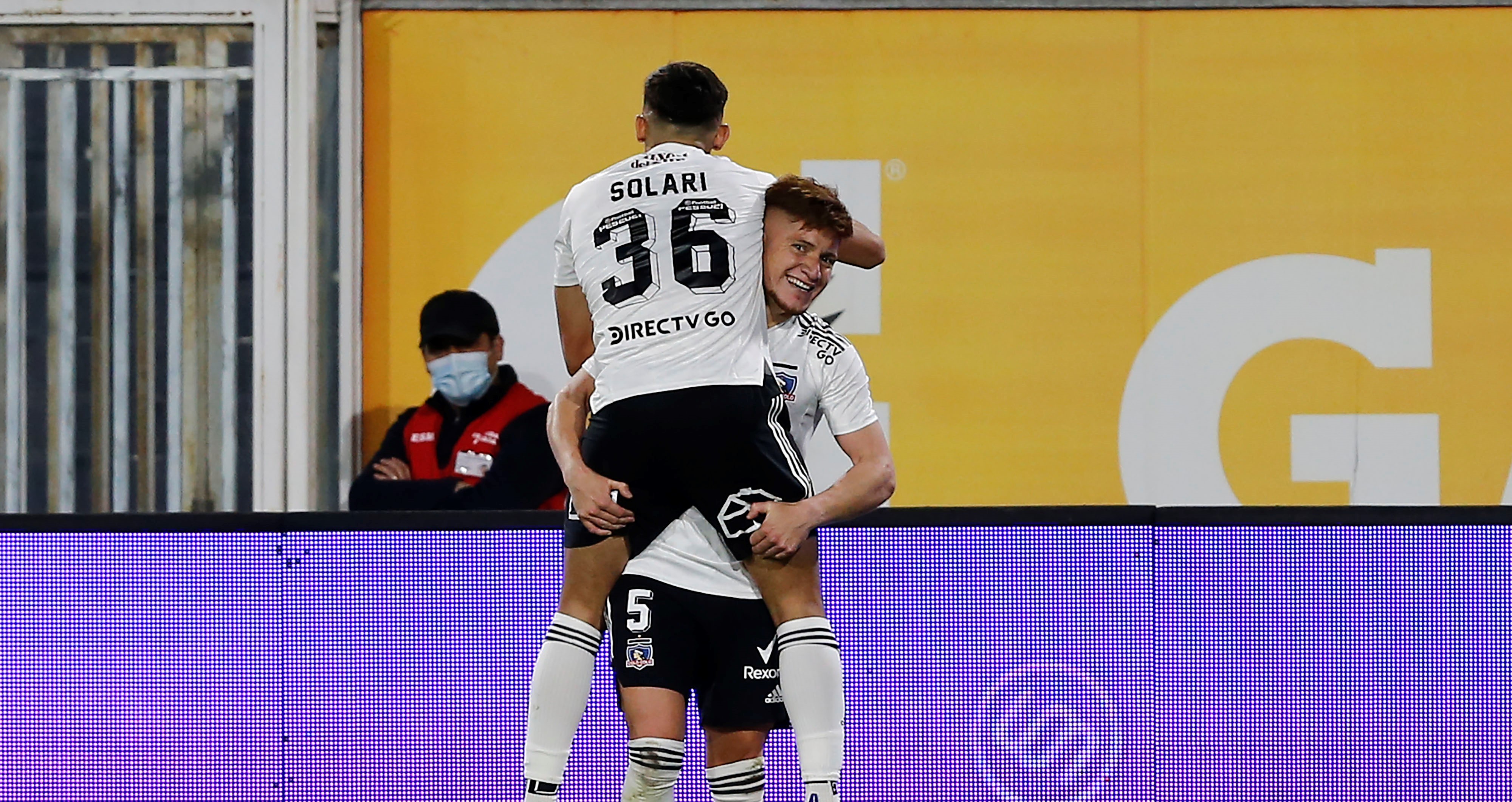 “Chilealbo”: Colo Colo tumbó a Everton y es más líder que nunca en el Campeonato Nacional