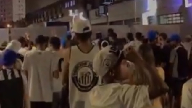 Hinchas de Santos protestaron por nueva derrota del equipo: Jueguen por amor o por terror