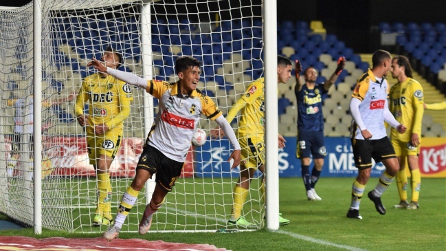 Coquimbo superó a Universidad de Concepción y recuperó el liderato del Ascenso