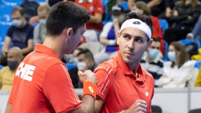 Eslovaquia se impuso en el dobles y Chile quedó obligado a quedarse con los singles para ganar la serie
