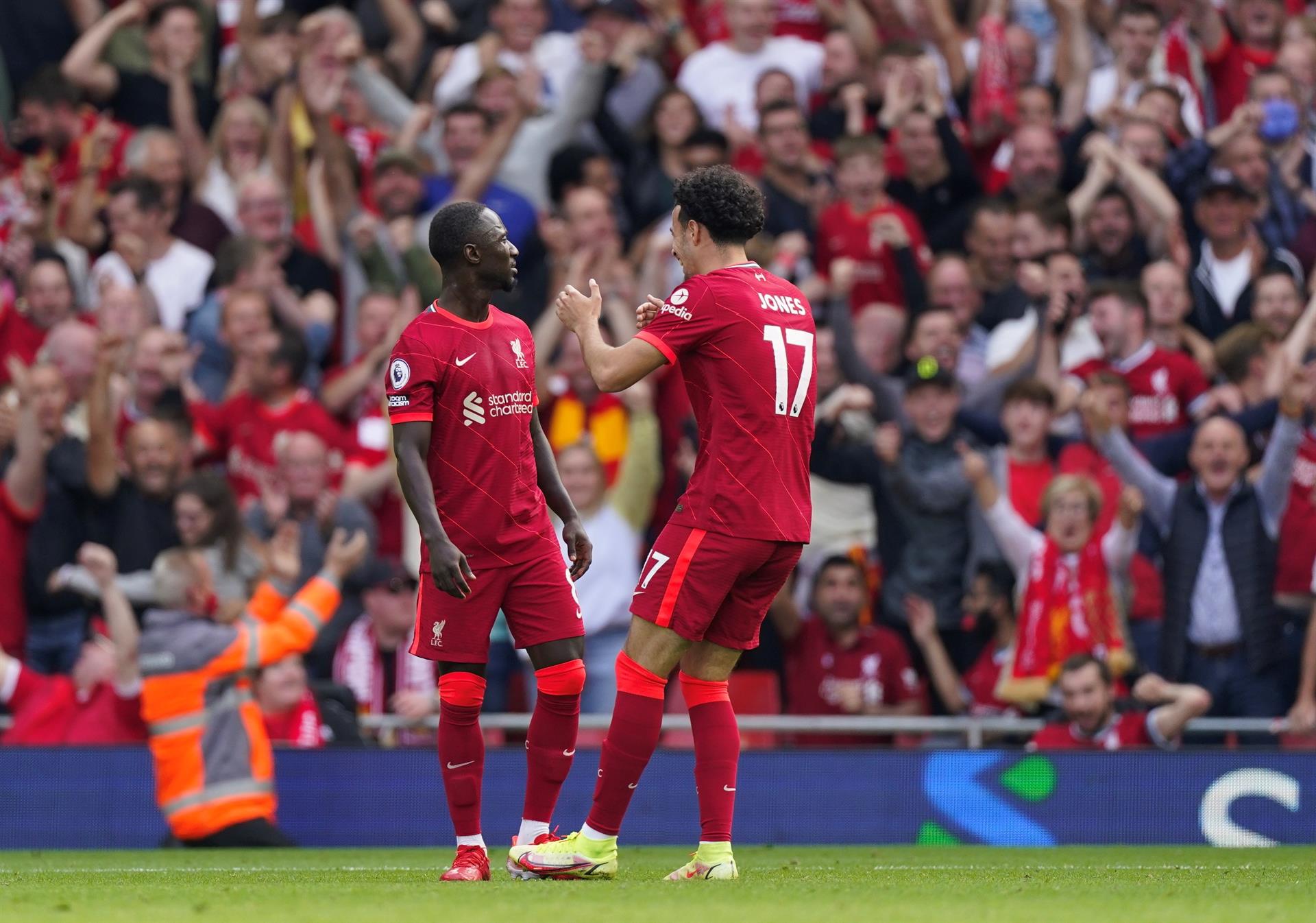 Naby Keita marcó un golazo en la victoria de Liverpool sobre Crystal Palace en Premier League