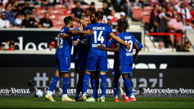 Charles Aránguiz fue titular en importante triunfo de Bayer Leverkusen contra Stuttgart