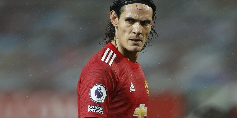 Ex delantero de Manchester United: Cavani no está contento, perdió el puesto y también el “7”