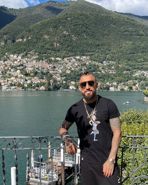 Arturo Vidal agradeció a Dios y su madre por todas sus “bendiciones”