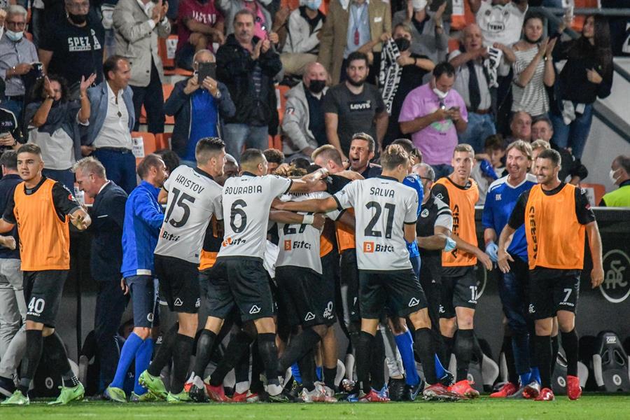 Juventus logró su primera victoria de la temporada en la Serie A en exigido duelo ante Spezia