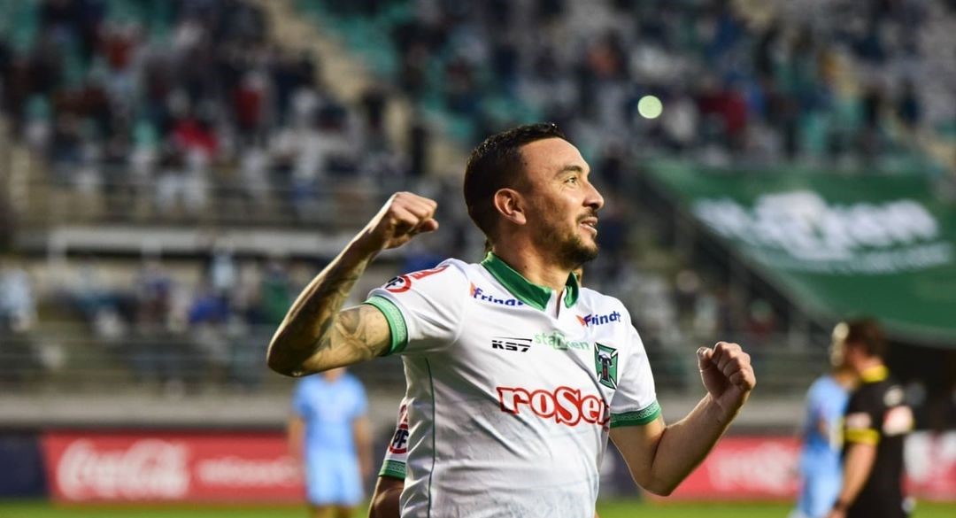 Deportes Temuco frenó con un triunfo la positiva racha de San Marcos de Arica en la Primera B