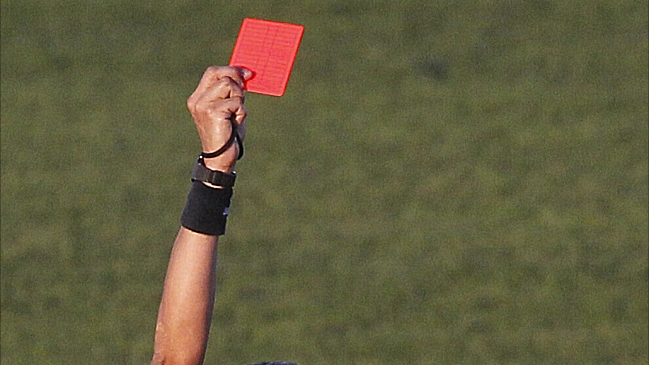 Futbolista recibió 48 fechas de sanción por romper la nariz de rival con un cabezazo