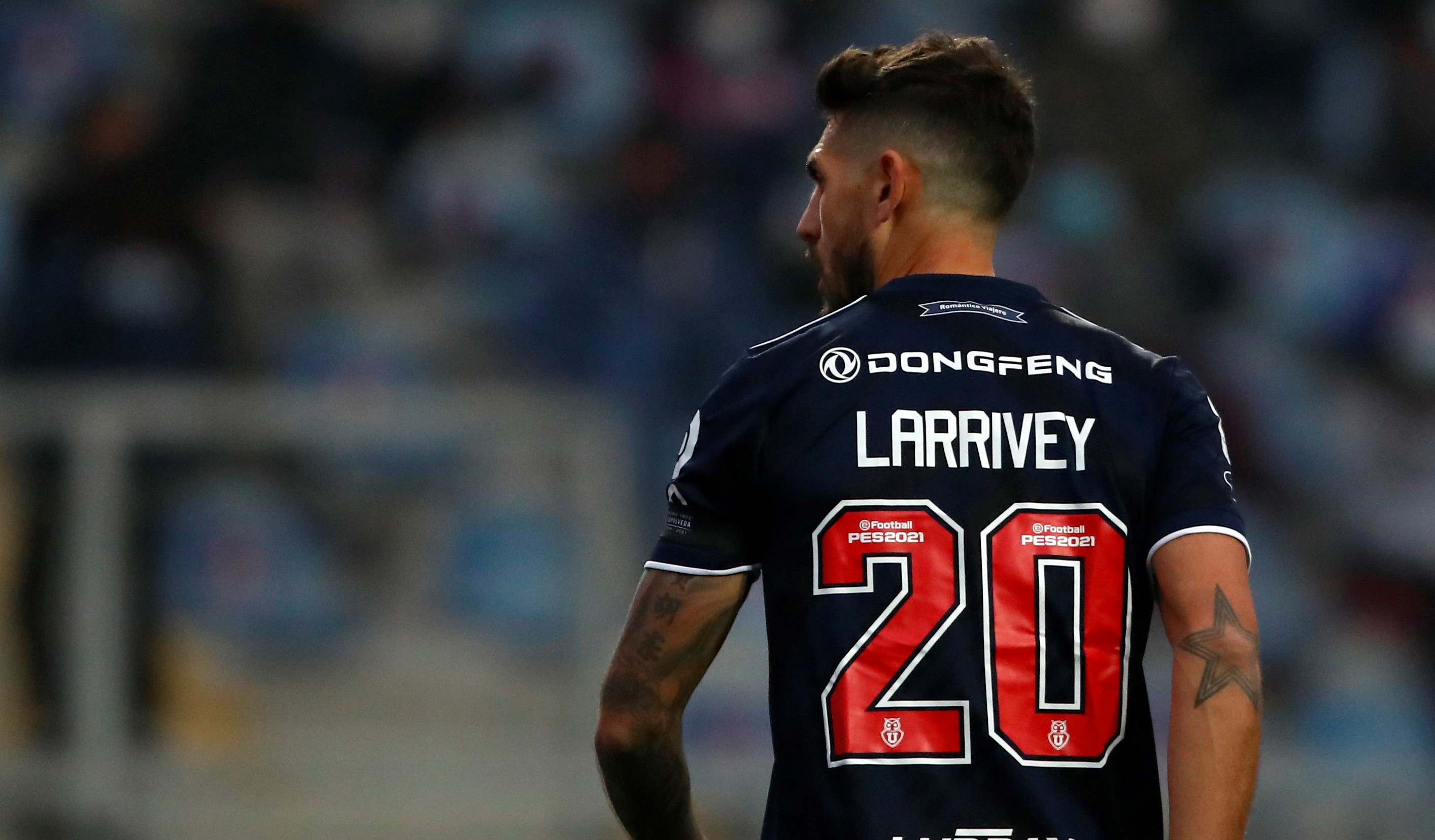 Larrivey: Roggiero habló con mi representante solo para presentarse