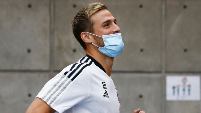 Así fue el primer día de Christian Santos en Colo Colo