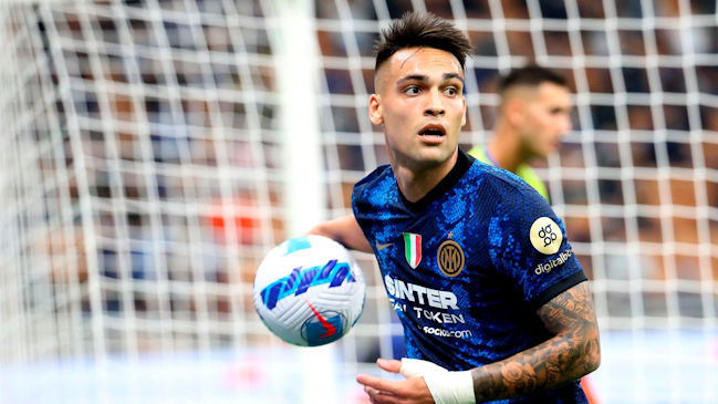 Alexis jugó solo en el epílogo de infartante empate entre Inter de Milán y Atalanta por Serie A