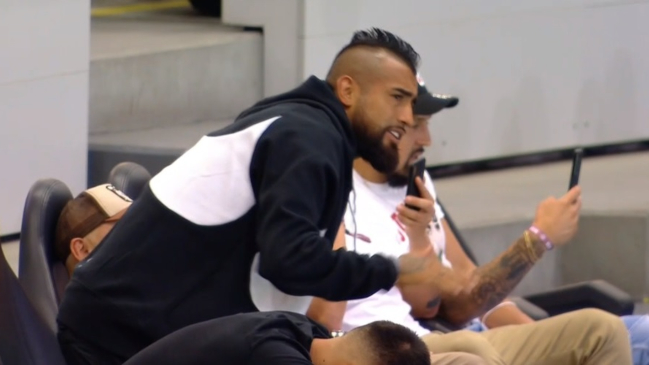 ¡Golpeó una mesa de rabia! Vidal vivió intensamente el empate de Inter con Atalanta