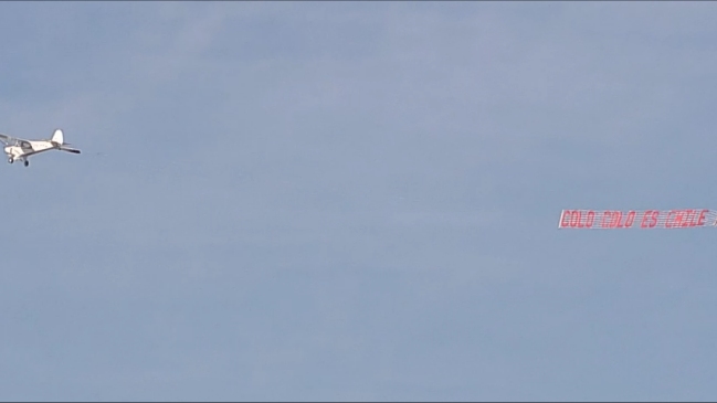 “Colo Colo es Chile”: El mensaje desplegado por una avioneta durante el Superclásico