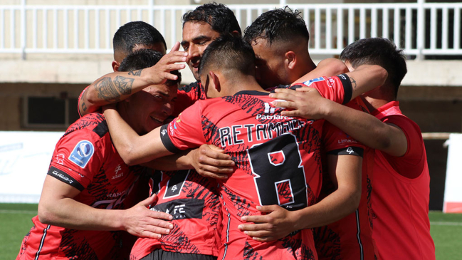 Limache alcanzó a Recoleta en la cima de la Segunda División tras vencer a Colina