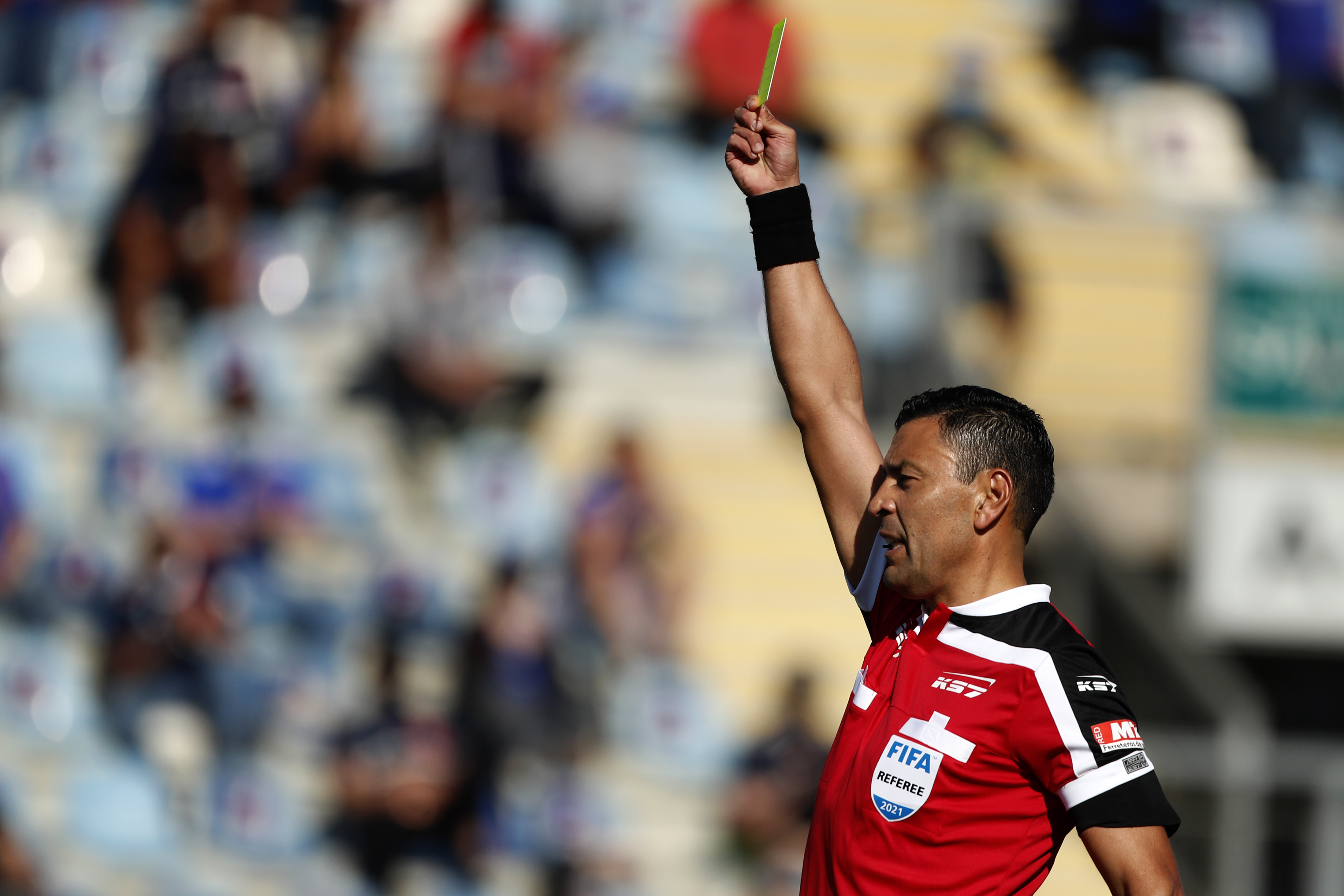 Roberto Tobar se convirtió en tendencia en redes sociales tras el Superclásico