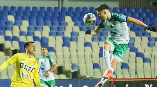 Puerto Montt empató con Universidad de Concepción y se alejó de la cima en la Primera B