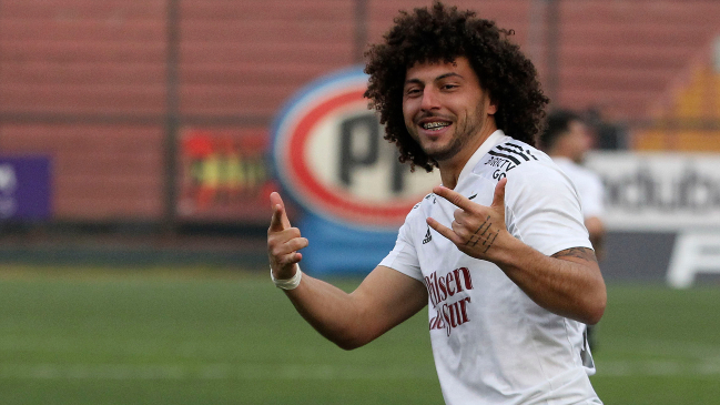 “Vino con la marraqueta bajo el brazo”: La tierna fotografía del hijo de Maxi Falcón