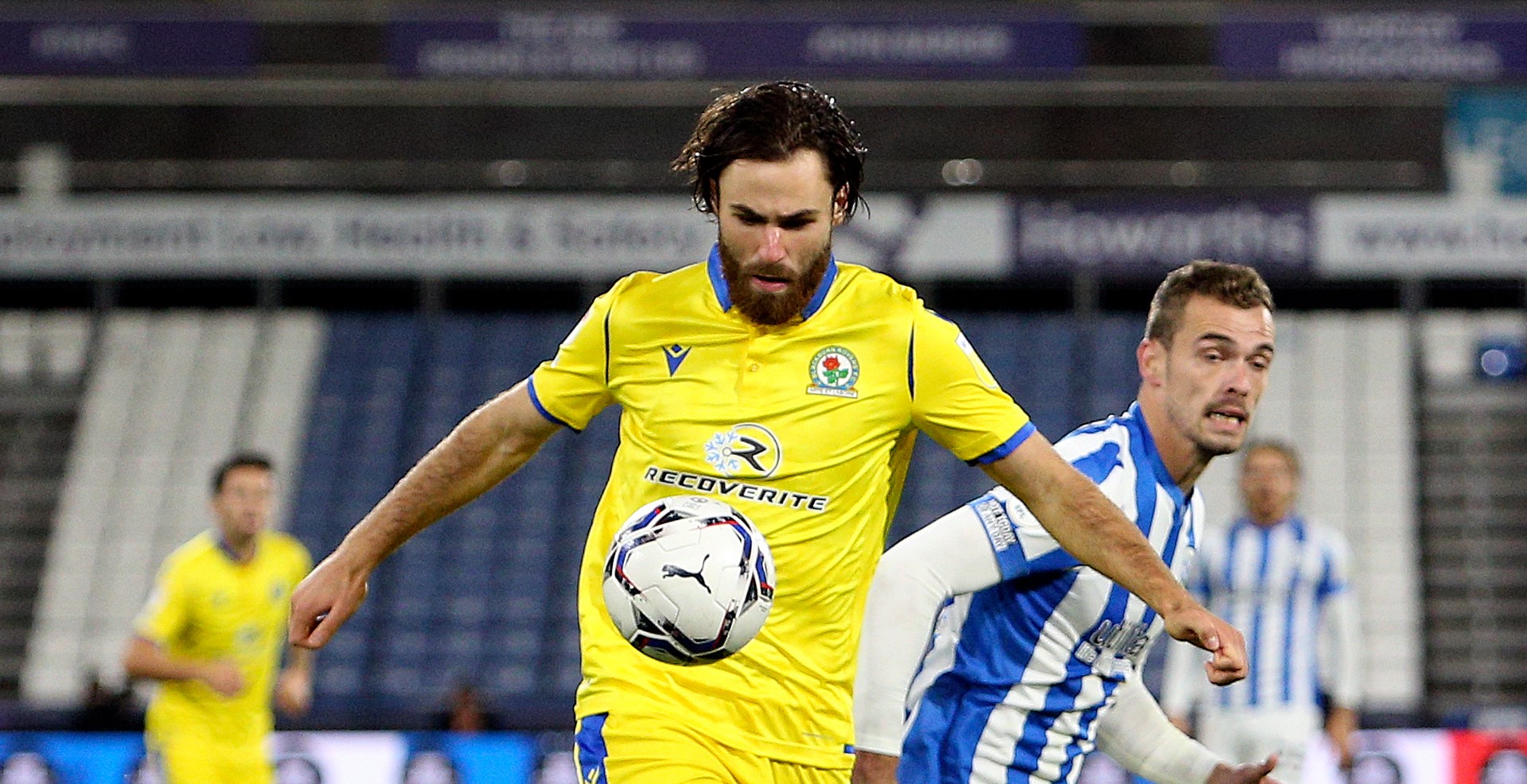 Un encendido Ben Brereton anotó un doblete en caída de Blackburn Rovers en la Championship