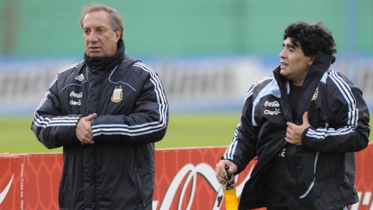La familia de Carlos Bilardo decidió el método para contarle sobre la muerte de Maradona