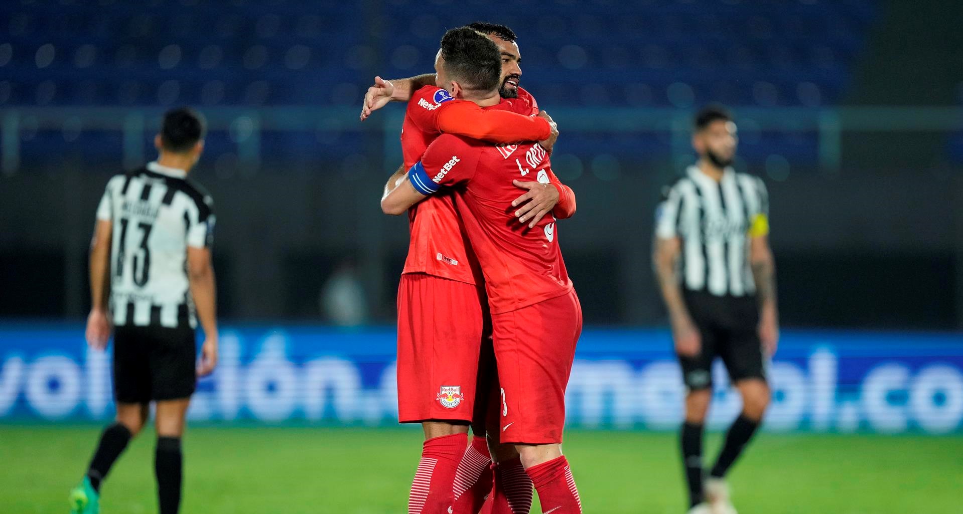 Bragantino derrotó a Libertad de Marcelo Díaz y avanzó a la final de la Copa Sudamericana